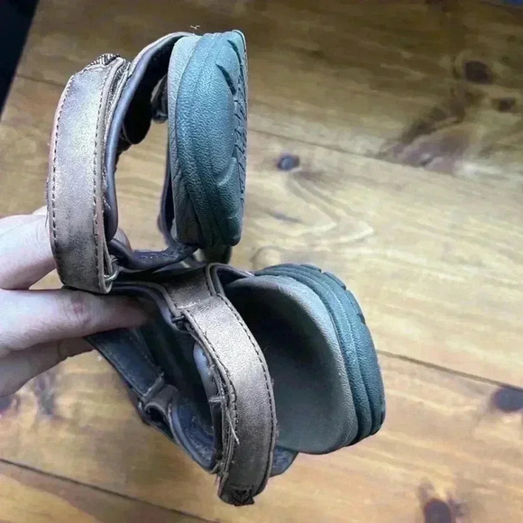 🔥New Balance🔥 | Bronze leather  Maya sports sandals - Picture 10 of 11